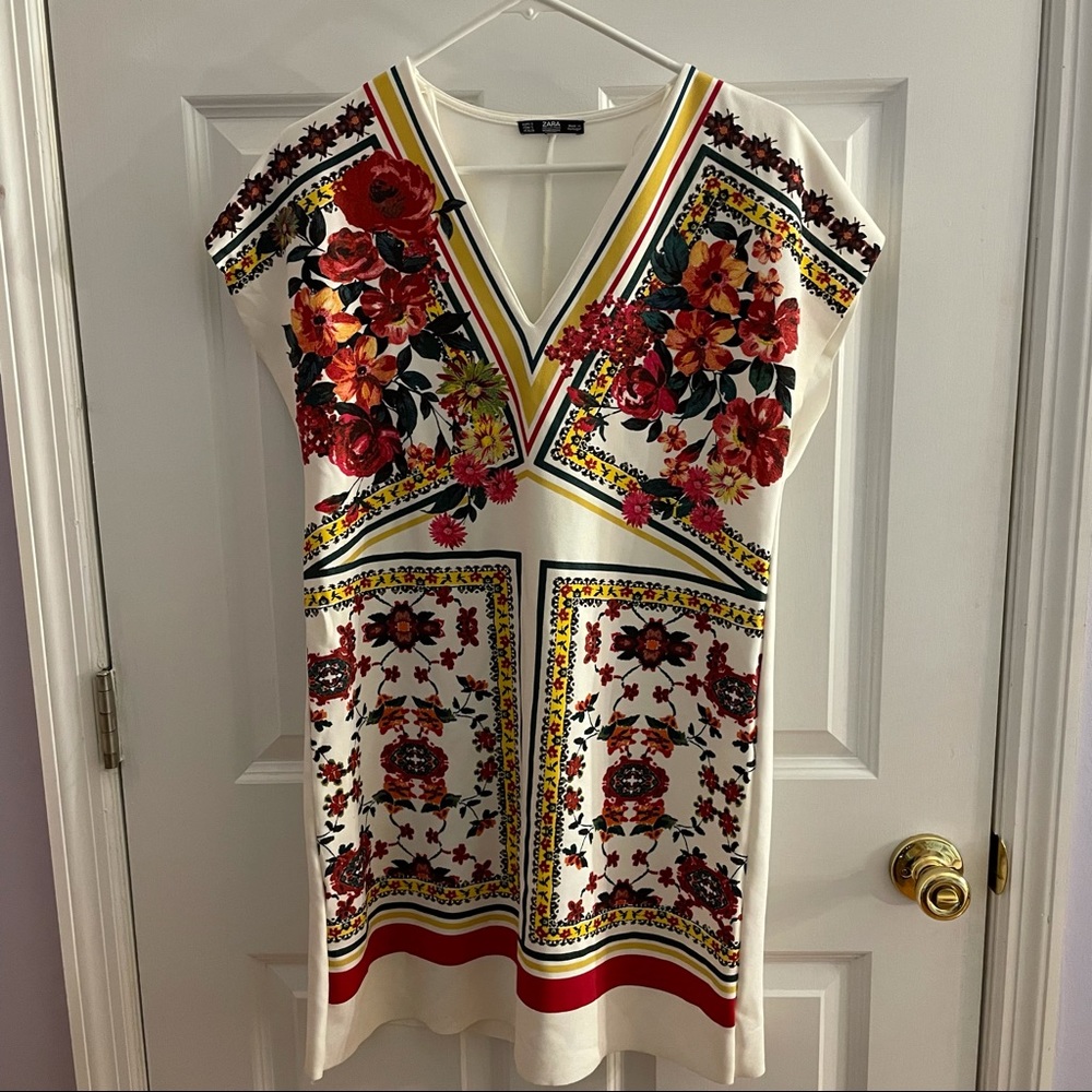 Floral zara shift dress - size S